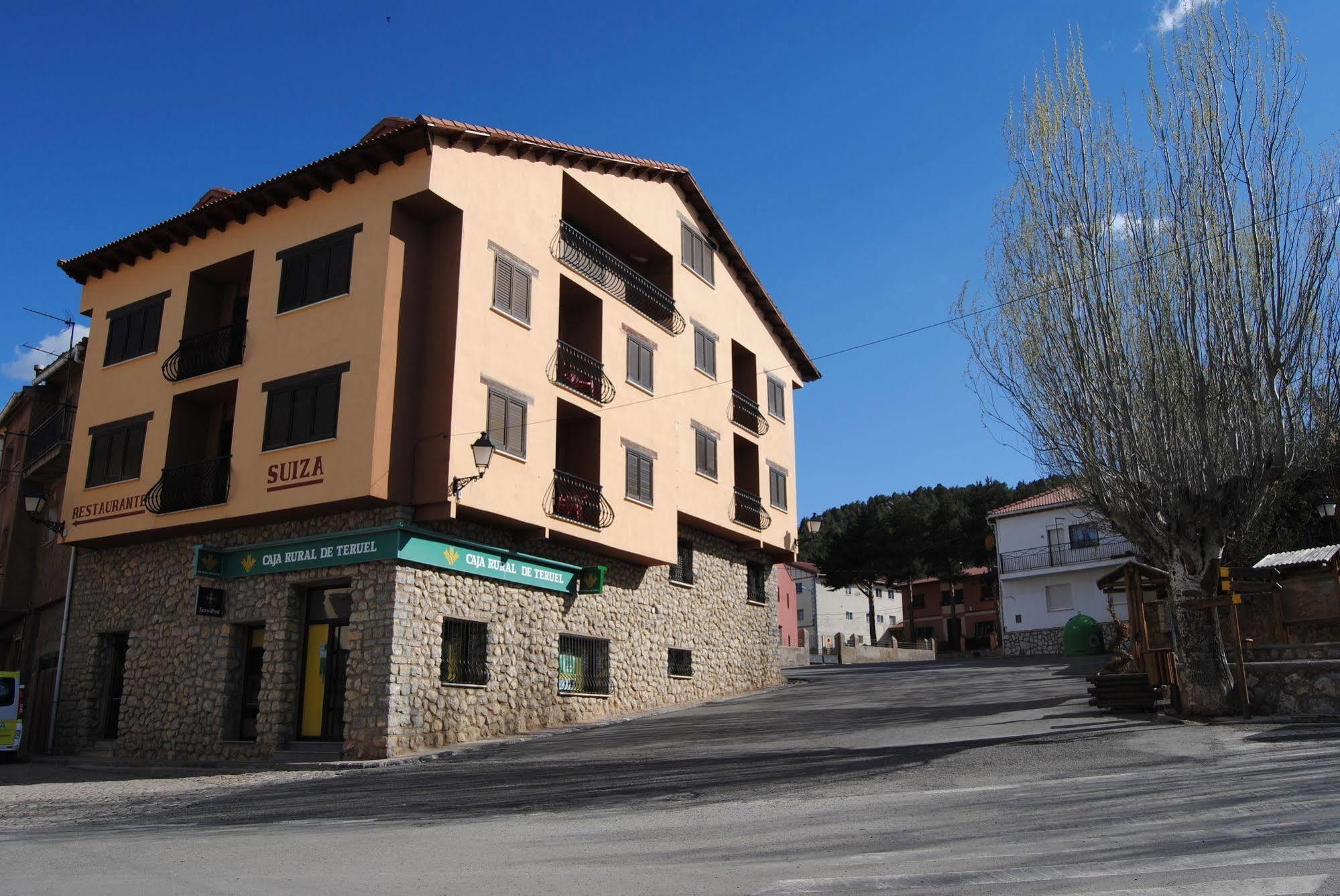 Hotel Suiza Bronchales Exteriör bild